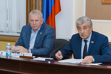 Дата заседания Законодательного Собрания изменилась 